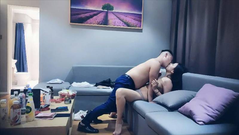 2021.8.28翼德寻花赵总约高端外围美女[1V 406M][百度盘]