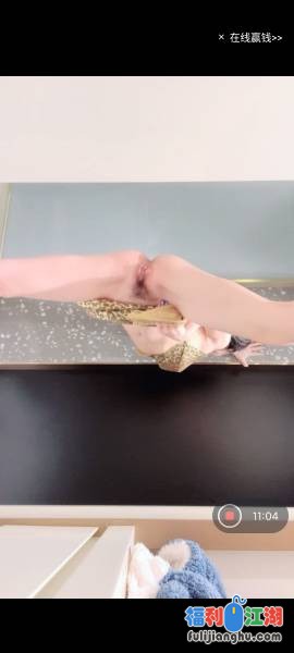 【lacnny】密码房大秀 自己玩的很嗨      【770m】