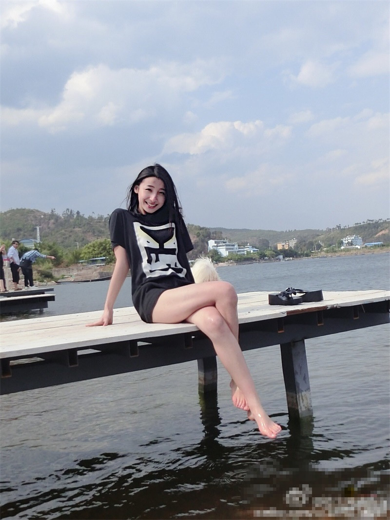 网爆门MJ-云南卫视七彩飘香主持人王芃芃 【316P 1V 579M】