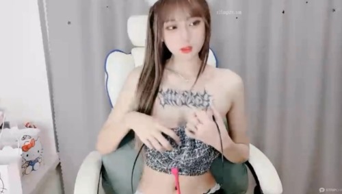 37813-stripchat絕美[TOYOTA]紫薇大秀