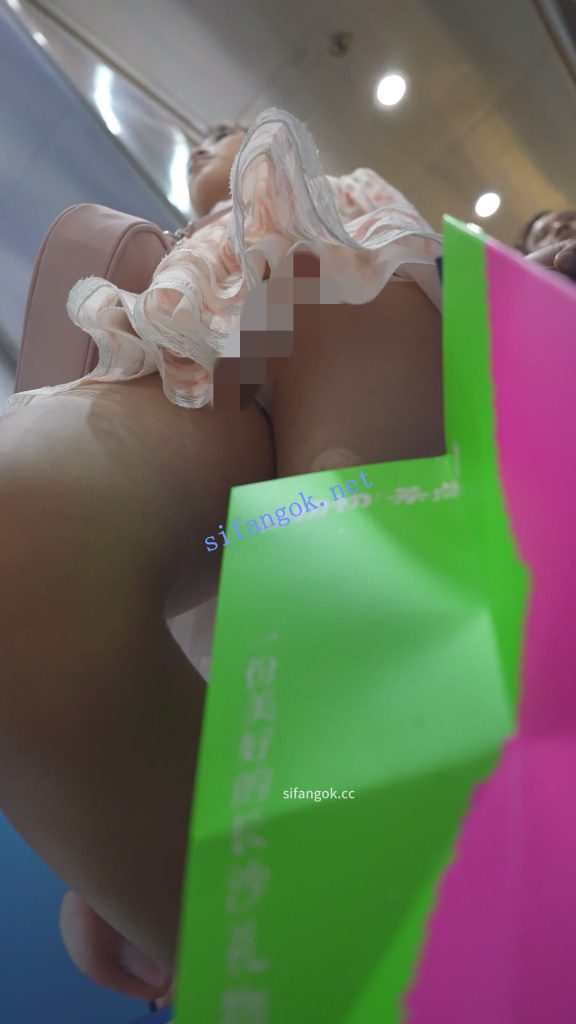 (BC-AA-655)宽松花裙小姐姐逛超市..微透窄内夹出13缝前后CD【1V】【774M】