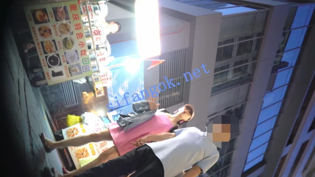 （空城原创）宽松粉裙小少妇，微透无痕N紧裹肥臀